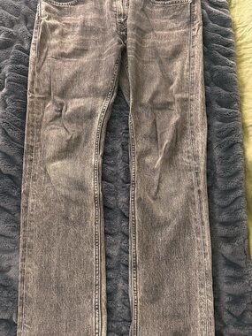 Levi's Men’s Straight-Leg Jeans in Faded Gray